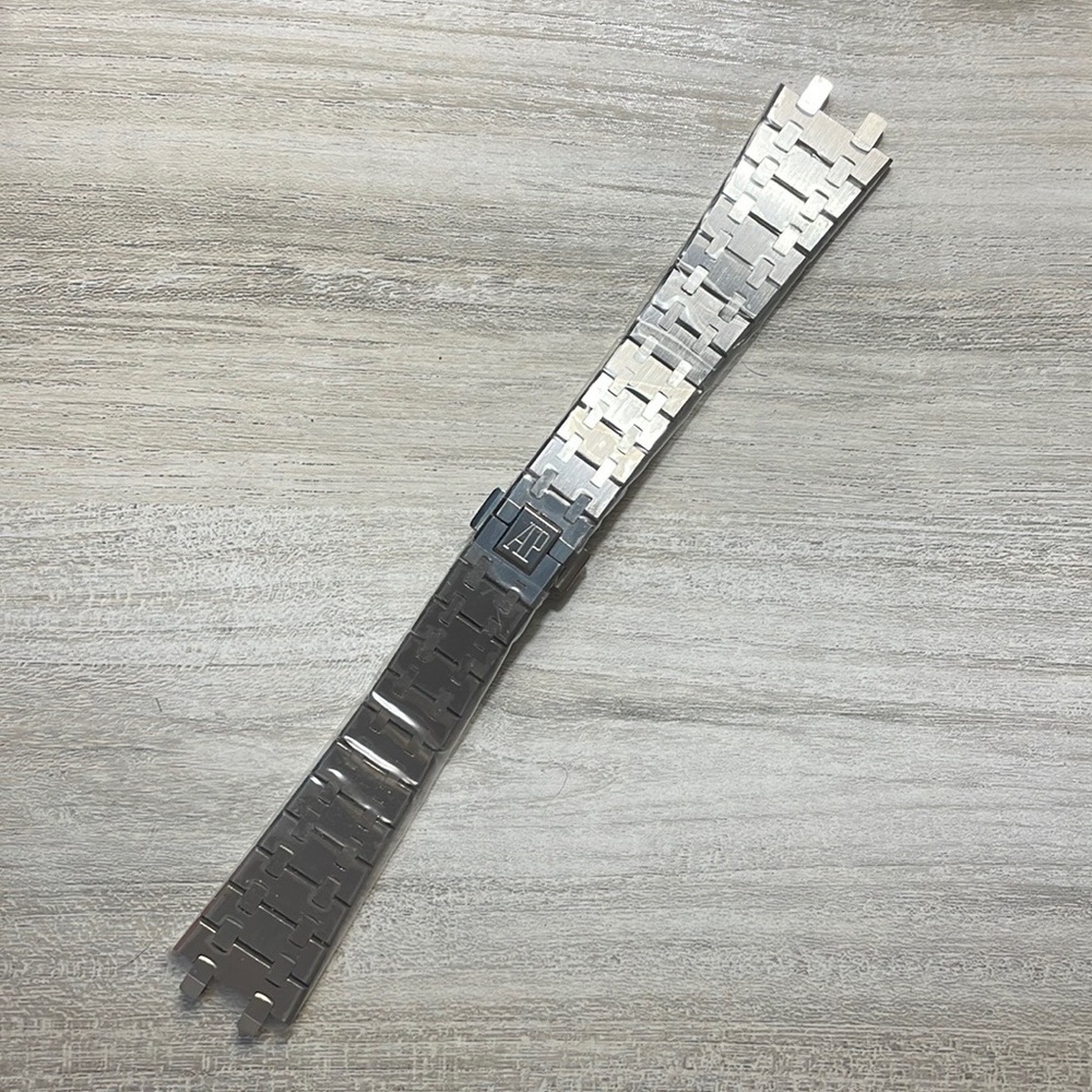 AP Royal Oak Style Replacement Band